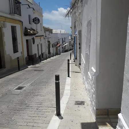 Ch Ii Zona De Ocio Nocturno * 科尼尔-德拉弗龙特拉